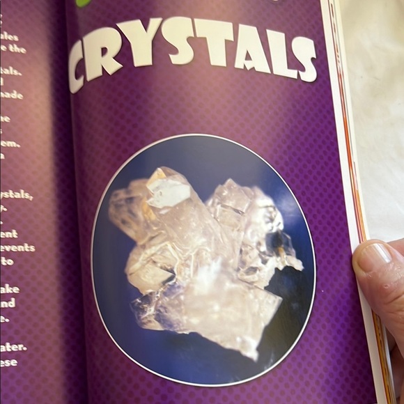 Candy Experiments Book - Picture 9 of 13